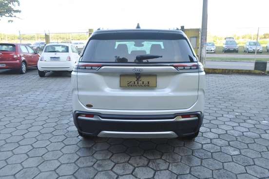 JEEP-COMMANDER-2024