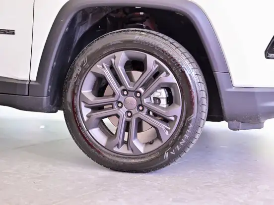 JEEP-COMPASS-1.3 T270 TURBO FLEX LONGITUDE AT6 JEEP-COMPASS-2025