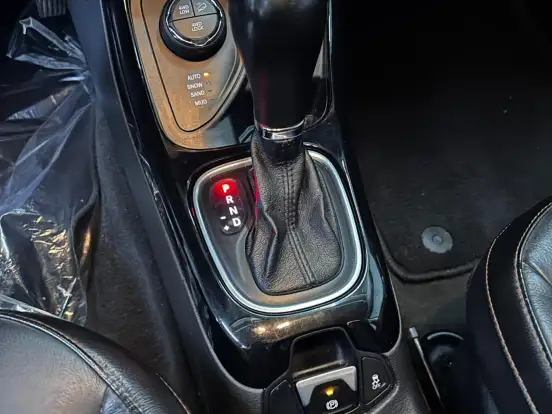 JEEP-COMPASS-2.0 16V DIESEL LIMITED 4X4 AUTOMÁTICO JEEP-COMPASS-2019