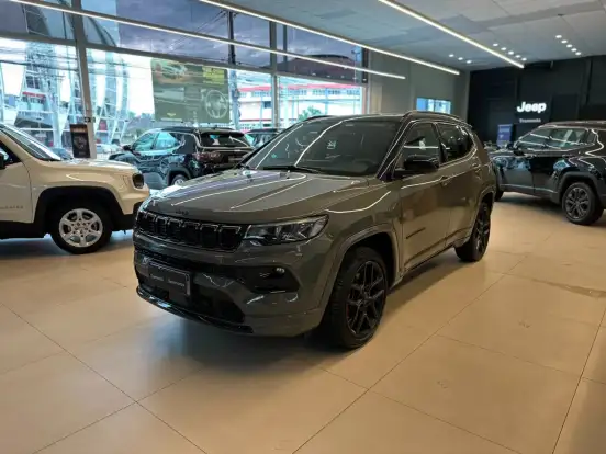 JEEP-COMPASS-2.0 HURRICANE 4 TURBO GASOLINA BLACKHAWK AT9 JEEP-COMPASS-2025
