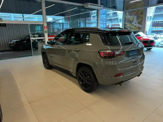 JEEP-COMPASS-2025