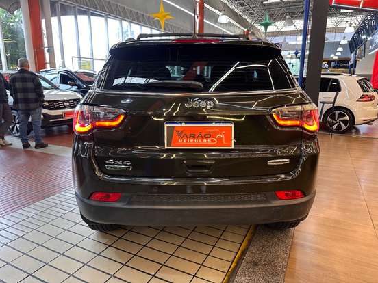 JEEP-COMPASS-2021