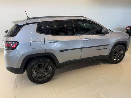 JEEP-COMPASS-2022