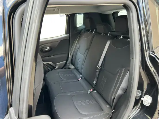 JEEP-RENEGADE-2024