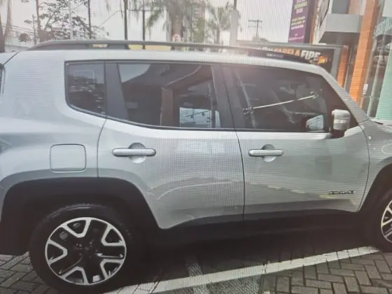 JEEP RENEGADE 1.8 16V FLEX LONGITUDE 4P AUTOMÁTICO