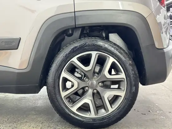JEEP-RENEGADE-2019