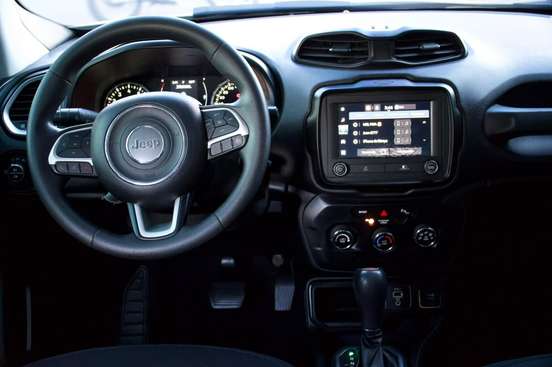 JEEP-RENEGADE-2021