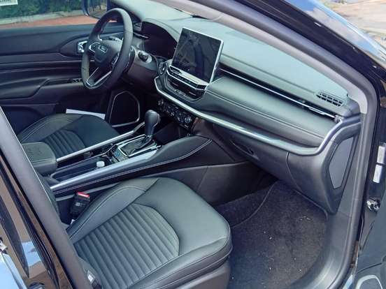 JEEP-COMMANDER-1.3 T270 TURBO FLEX LONGITUDE AT6 JEEP-COMMANDER-2026