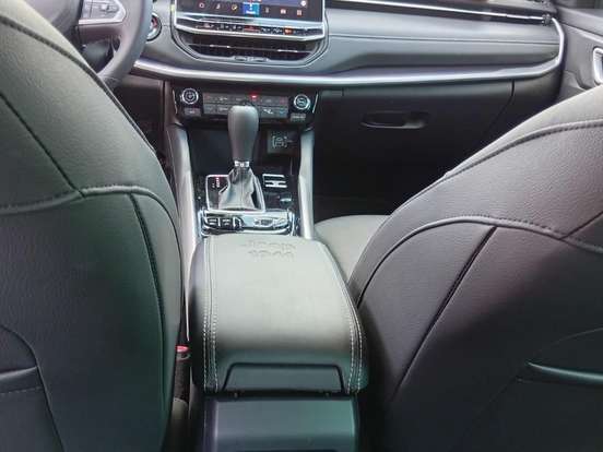 JEEP-COMMANDER-1.3 T270 TURBO FLEX LONGITUDE AT6 JEEP-COMMANDER-2026