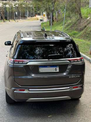 JEEP-COMMANDER-2024