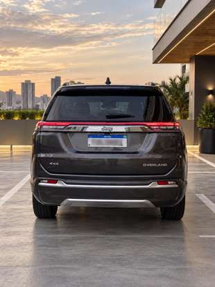JEEP-COMMANDER-2025
