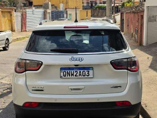 JEEP-COMPASS-2.0 16V DIESEL LONGITUDE 4X4 AUTOMÁTICO JEEP-COMPASS-2018