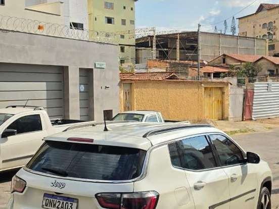 JEEP-COMPASS-2.0 16V DIESEL LONGITUDE 4X4 AUTOMÁTICO JEEP-COMPASS-2018