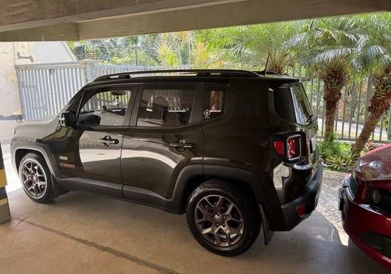 JEEP-RENEGADE-2016