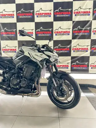 KAWASAKI-Z900-2022