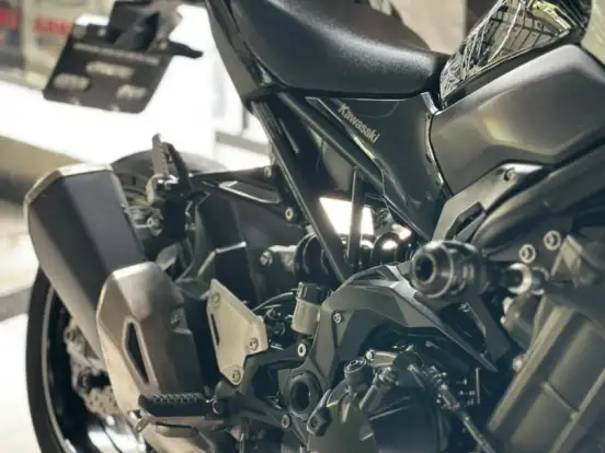 KAWASAKI-Z900 KAWASAKI-Z900-2022