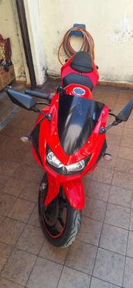 KAWASAKI-NINJA 250R-2010