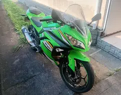 KAWASAKI NINJA 300 KAWASAKI NINJA 300
