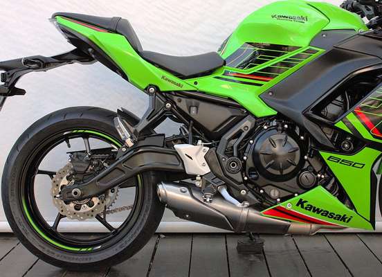 KAWASAKI-NINJA 650 KRT EDITION-2024