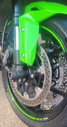 KAWASAKI-NINJA ZX-6R KRT-2025