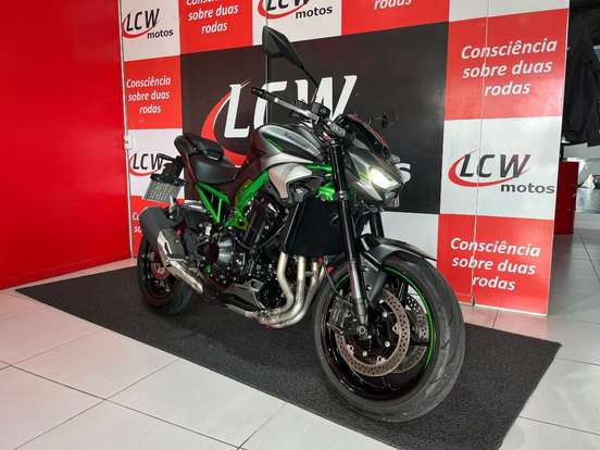 KAWASAKI-Z900 KAWASAKI-Z900-2025