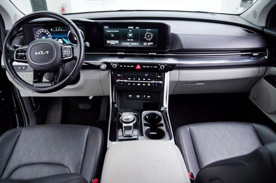 KIA-CARNIVAL-2021