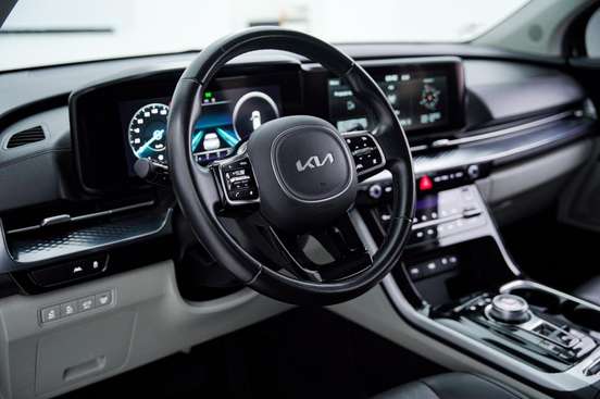 KIA-CARNIVAL-2021