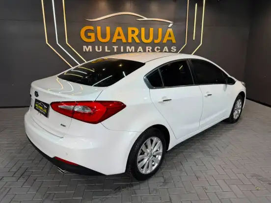 KIA-CERATO-1.6 SX 16V FLEX 4P AUTOMÁTICO KIA-CERATO-2015