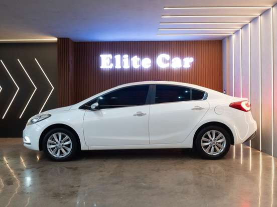 KIA-CERATO-1.6 SX 16V FLEX 4P AUTOMÁTICO KIA-CERATO-2015