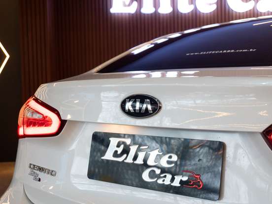KIA-CERATO-2015