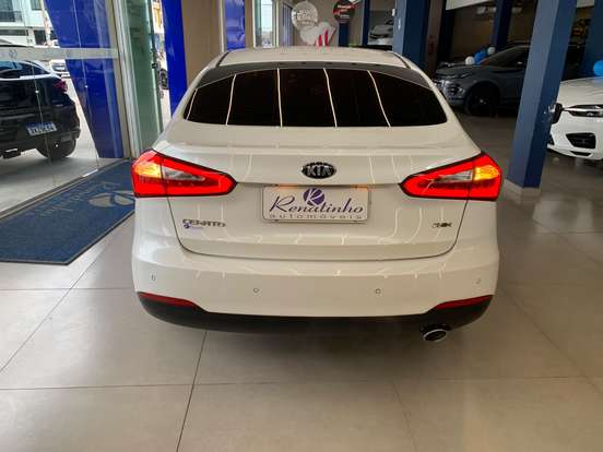 KIA-CERATO-1.6 SX 16V FLEX 4P AUTOMÁTICO KIA-CERATO-2016