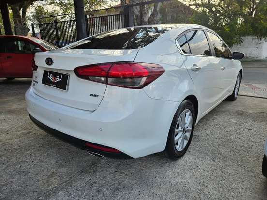 KIA-CERATO-2018