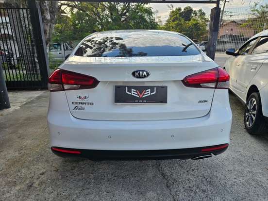 KIA-CERATO-1.6 SX 16V FLEX 4P AUTOMÁTICO KIA-CERATO-2018