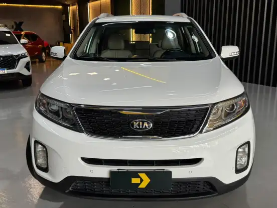 KIA-SORENTO-2014