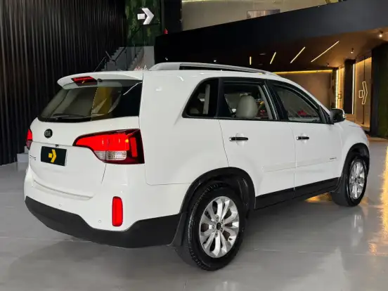 KIA-SORENTO-2014