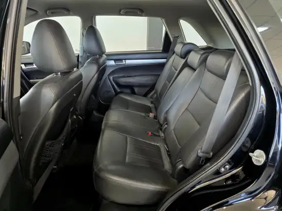 KIA-SORENTO-2.4 16V GASOLINA EX AUTOMÁTICO KIA-SORENTO-2013