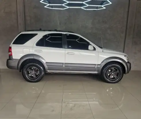 KIA-SORENTO-2005