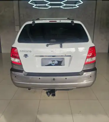 KIA-SORENTO-2005