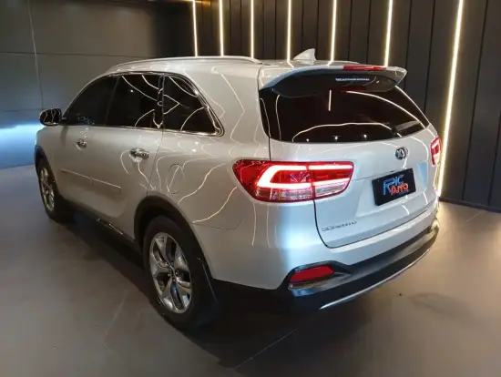 KIA-SORENTO-2016