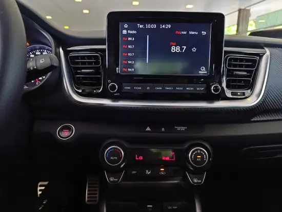 KIA-STONIC-2023
