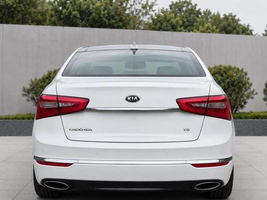 KIA-CADENZA-3.5 V6 24V GASOLINA 4P AUTOMÁTICO KIA-CADENZA-2013
