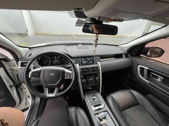 LAND ROVER-DISCOVERY SPORT-2017