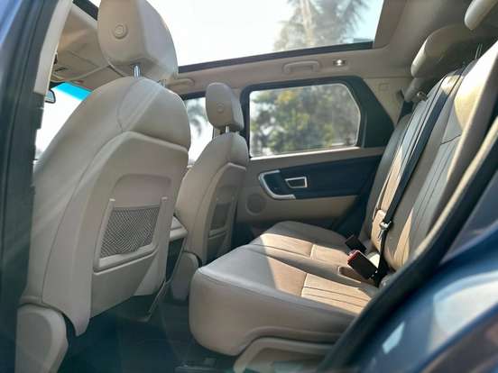 LAND ROVER-DISCOVERY SPORT-2018