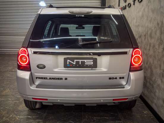 LAND ROVER-FREELANDER 2-2.2 SE SD4 16V TURBO DIESEL 4P AUTOMÁTICO LAND ROVER-FREELANDER 2-2014