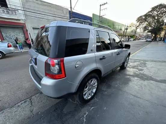LAND ROVER-FREELANDER-3.2 SE 6 CILINDROS 24V GASOLINA 4P AUTOMÁTICO LAND ROVER-FREELANDER-2009