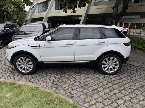 LAND ROVER-RANGE ROVER EVOQUE-2.2 SDA PRESTIGE 4X4 16V DIESEL 4P AUTOMÁTICO LAND ROVER-RANGE ROVER EVOQUE-2014