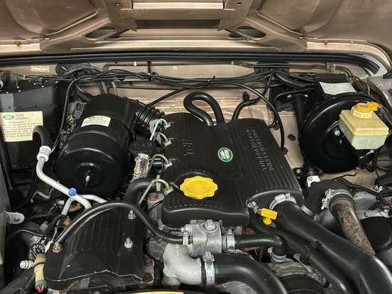 LAND ROVER-DEFENDER-2.5 90 CSW 4X4 TURBO INTERCOOLER DIESEL 2P MANUAL LAND ROVER-DEFENDER-2001
