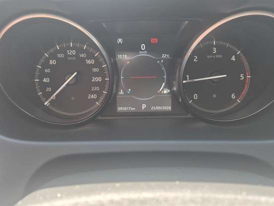 LAND ROVER-DISCOVERY SPORT-2.0 16V TD4 TURBO DIESEL SE 4P AUTOMÁTICO LAND ROVER-DISCOVERY SPORT-2018