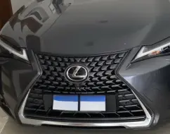 LEXUS UX 300h 2.0 VVT-I HYBRID CVT LEXUS UX 300h 2.0 VVT-I HYBRID CVT