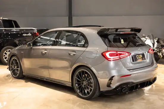 MERCEDES-BENZ-A 35 AMG-2019